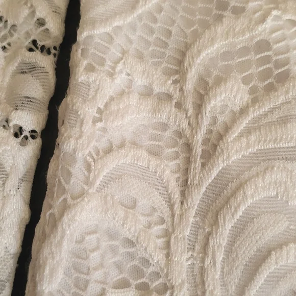 Lace top - Picture 7 of 7